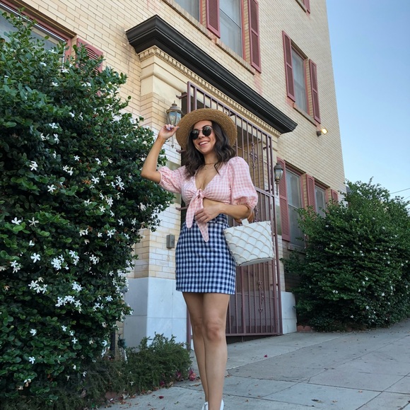 L'academie Mini Skirt w/ belt XS, new with tags, worn once, great condition 💙🤍 - Picture 6 of 15